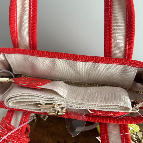 NWT Madden Girl Chili Pepper Red Canvas Mini Tote Viral Crossbody Bear Charm - Picture 7 of 8